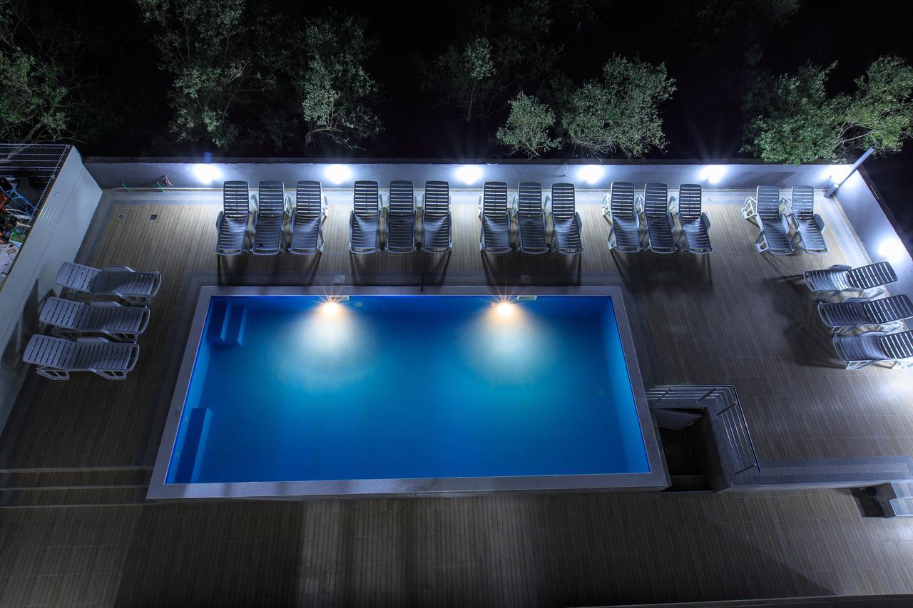 Scandinavian Hotel - Ulcinj Ulqin エクステリア 写真