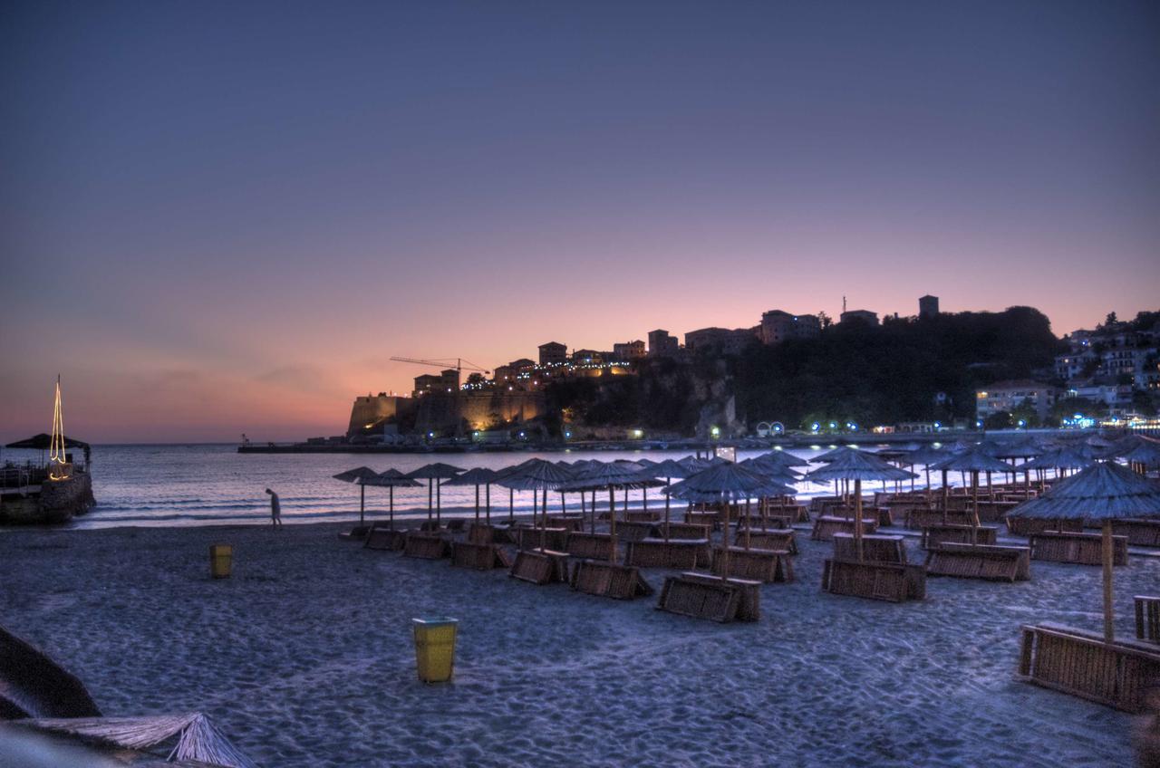 Scandinavian Hotel - Ulcinj Ulqin エクステリア 写真